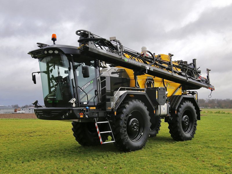 Самоходные опрыскиватели