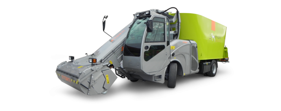 Самоходный вертикальный кормораздатчик