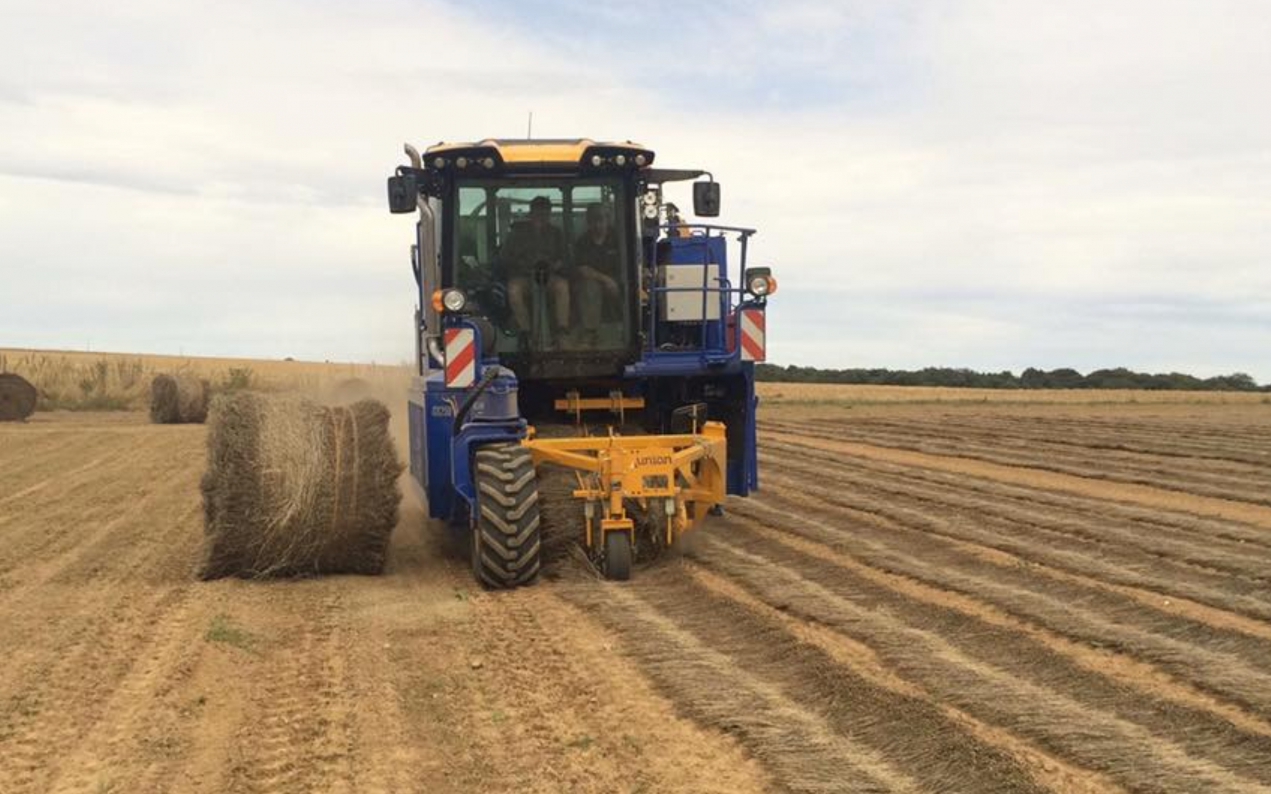 Пресс-подборщик льна