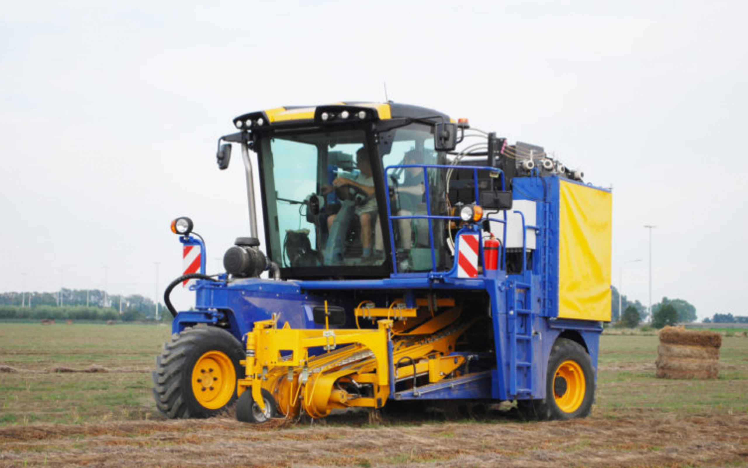 Пресс-подборщик льна