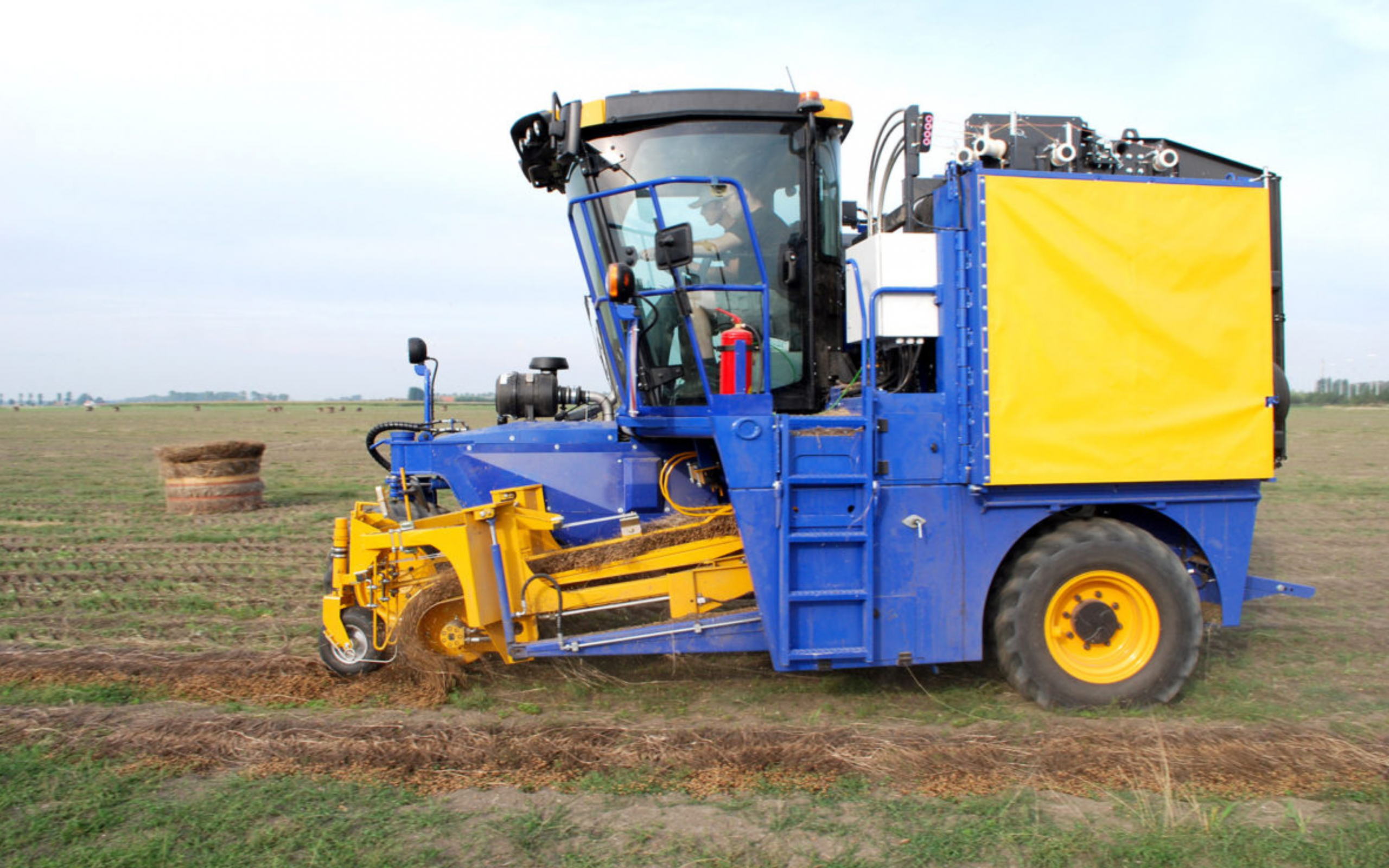 Пресс-подборщик льна